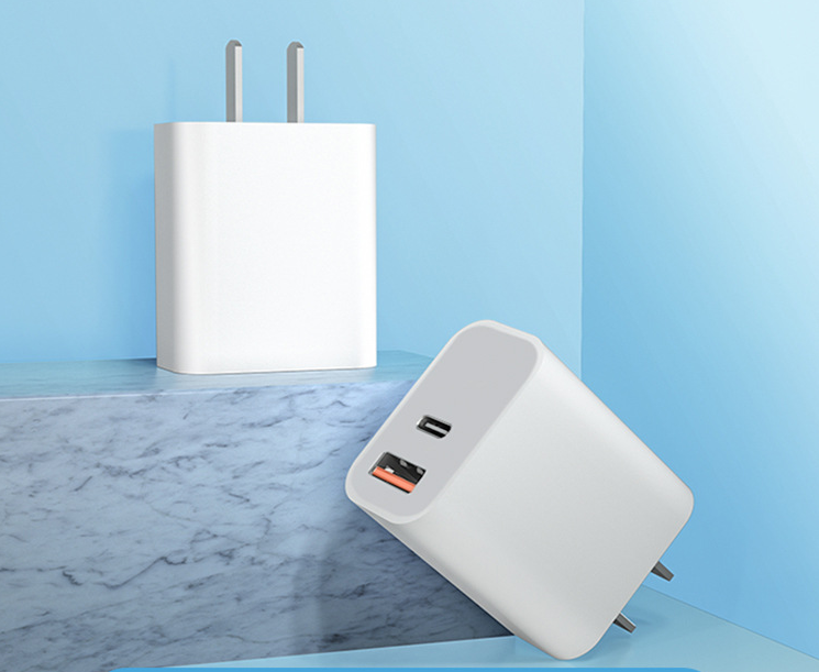 USB-A and PD home power adapter